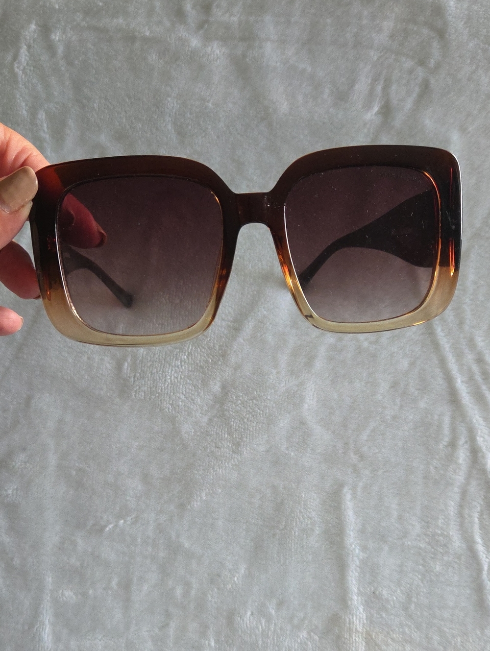 Oversized Gradient Brown Square Sunglasses - TRUE RELIGION with Braided Cover